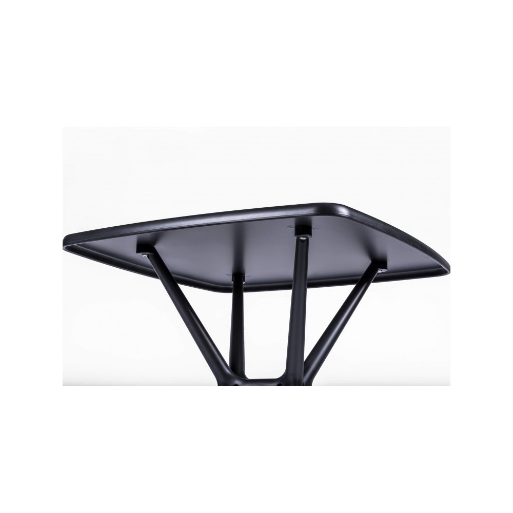 PACK 4 SEDIE DREAM E UN TAVOLO MOSES