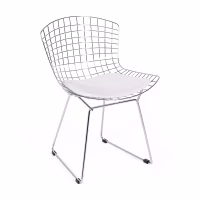 Replica della sedia Bertoia "High Quality" in acciaio cromato del famoso designer Hans J. Wegner