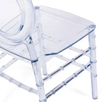 Transparent Chairs Isabelle Ghost - Plastic chairs - Mueble Design