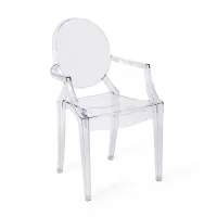 Replika av Louis Ghost-stolen av Phillipe Starck