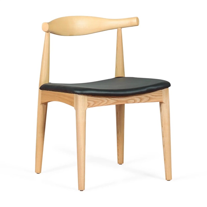 Hans J. Wegnerin suunnitteleman kuuluisan tuolin Elbow jäljennös
