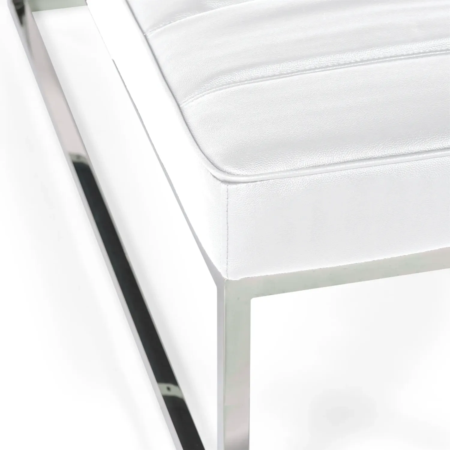 Panchina di design Praga in acciaio cromato e similpelle | Stile moderno
