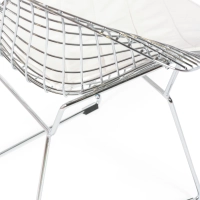 Réplique de la chaise Diamond en acier chromé et coussin en simili-cuir - Collection Bertoia