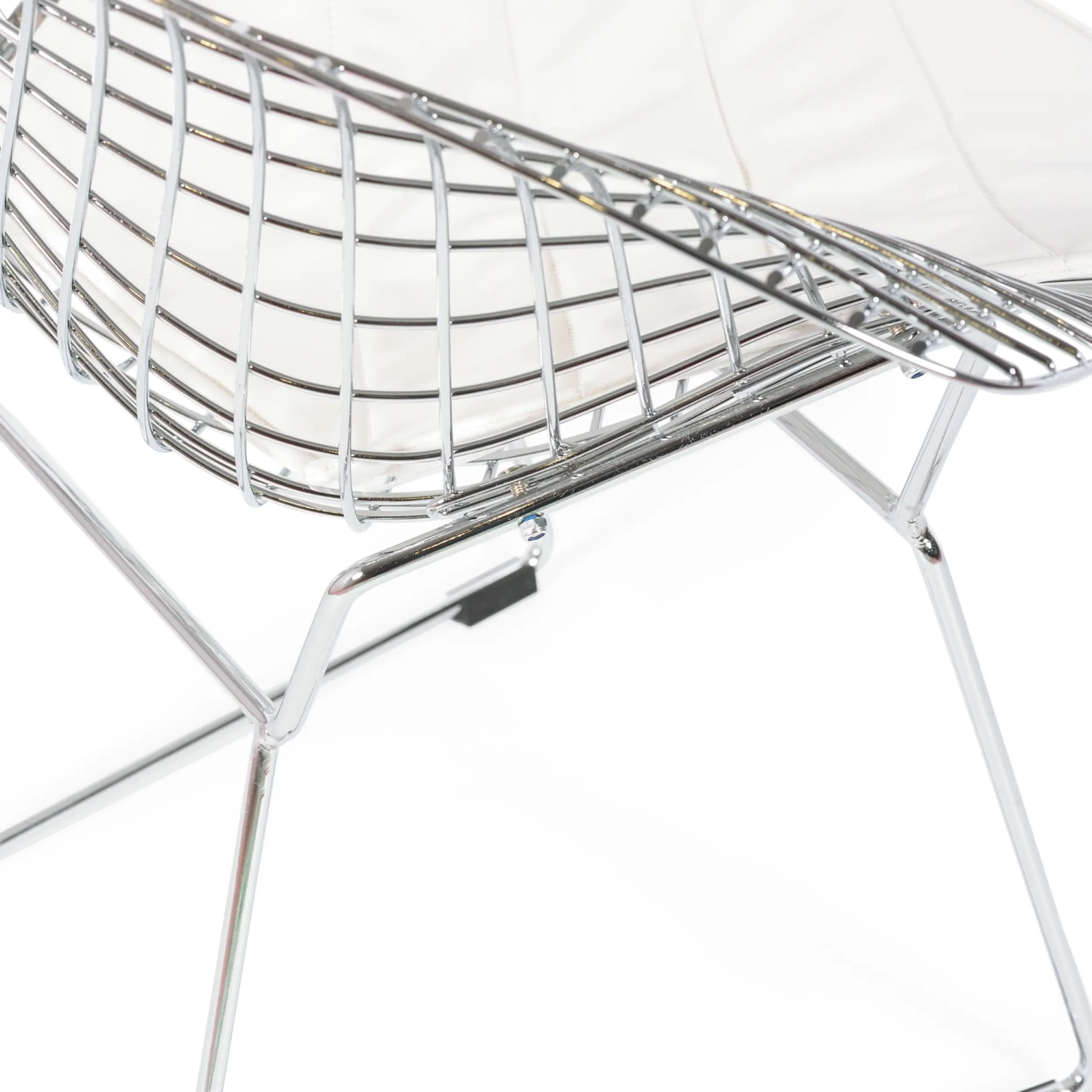 Replica Diamond-stoel in verchroomd staal en kunstlederen kussen - Bertoia Collection