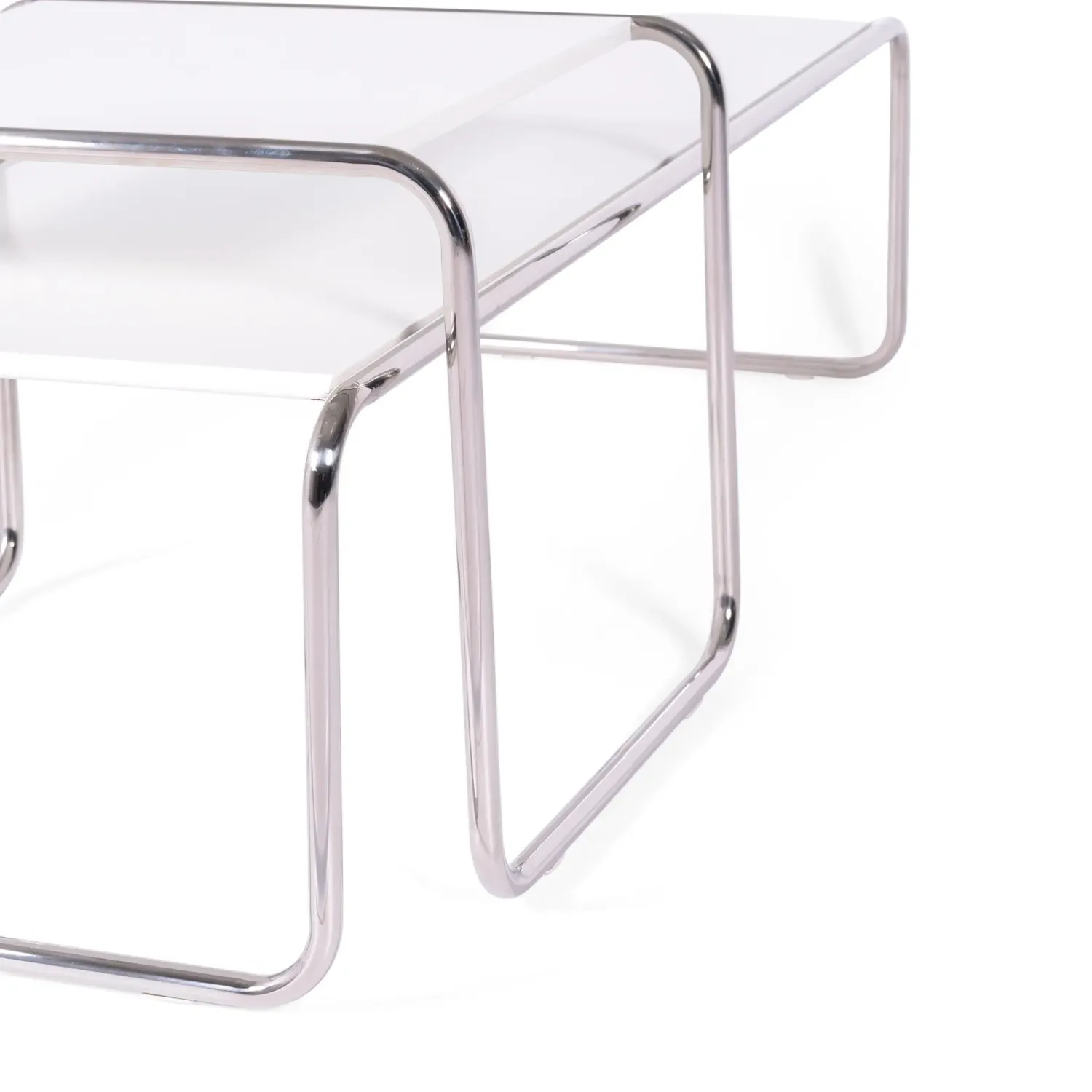 Set di tavolini d'ispirazione Laccio Breuer | Bauhaus Design | Tavolini da caffè e laterali