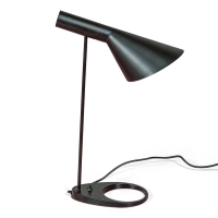 Lámpara de sobremesa Jhon | Diseño inspirado en Arne Jacobsen en acero
