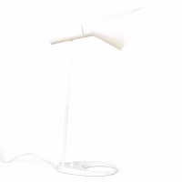 Lampada da tavolo Jhon | Design ispirato ad Arne Jacobsen in acciaio