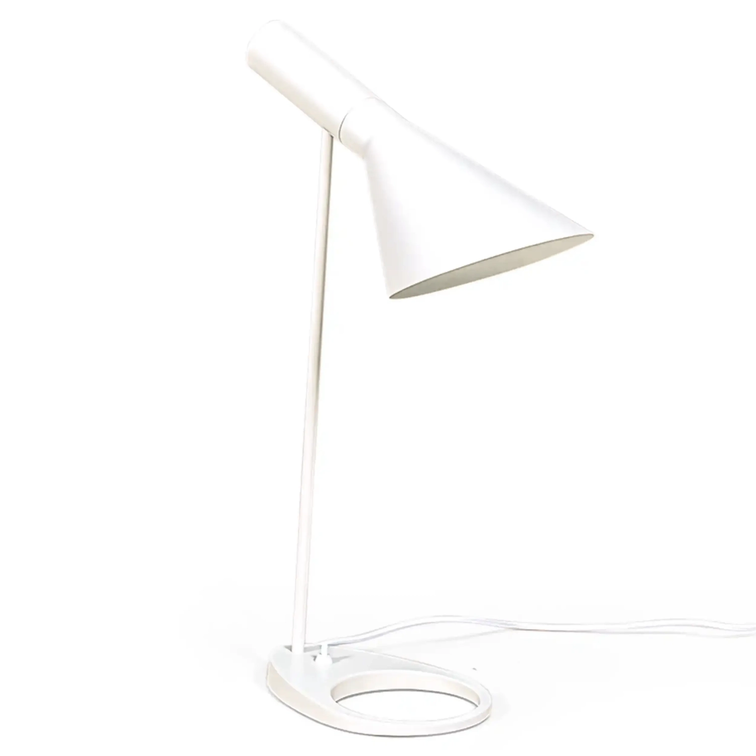 Lámpara de sobremesa Jhon | Diseño inspirado en Arne Jacobsen en acero