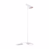 Candeeiro de pé Jhon | Design inspirado em Arne Jacobsen em aço