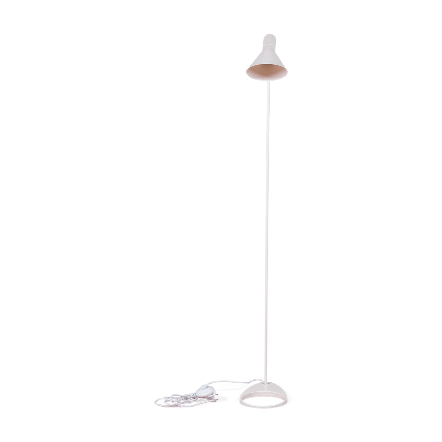 Jhon floor lamp | Design inspired by Arne Jacobsen in steel