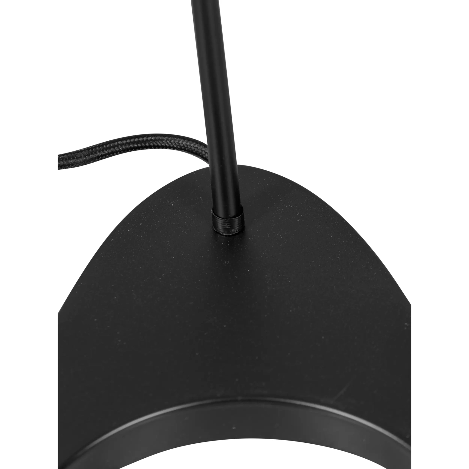Jhon golvlampa i stål med Arne Jacobsen-inspirerad design