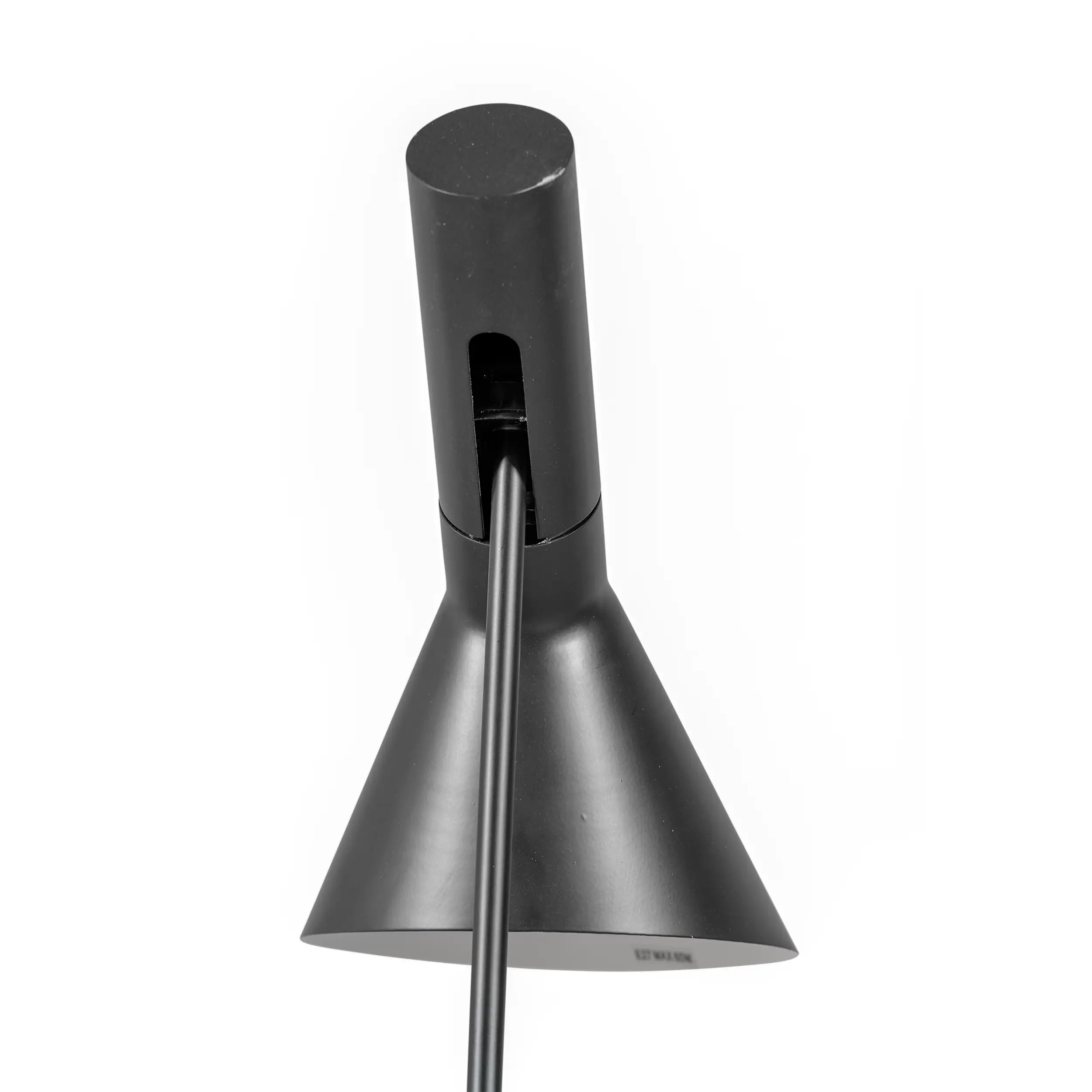 Lampada da terra Jhon | Design ispirato ad Arne Jacobsen in acciaio