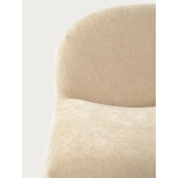 Poltrona imbottita di design Basel, stile minimalista e confortevole