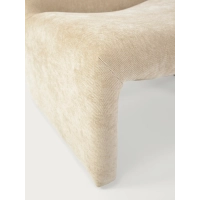 Poltrona imbottita di design Basel, stile minimalista e confortevole