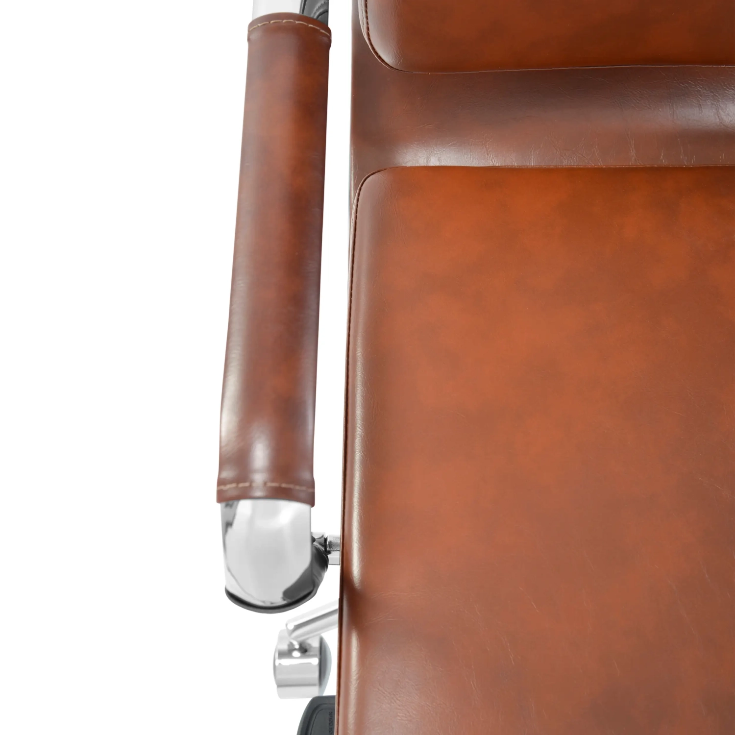 Modern office chair upholstered in eco-leather : Comfort and professional style