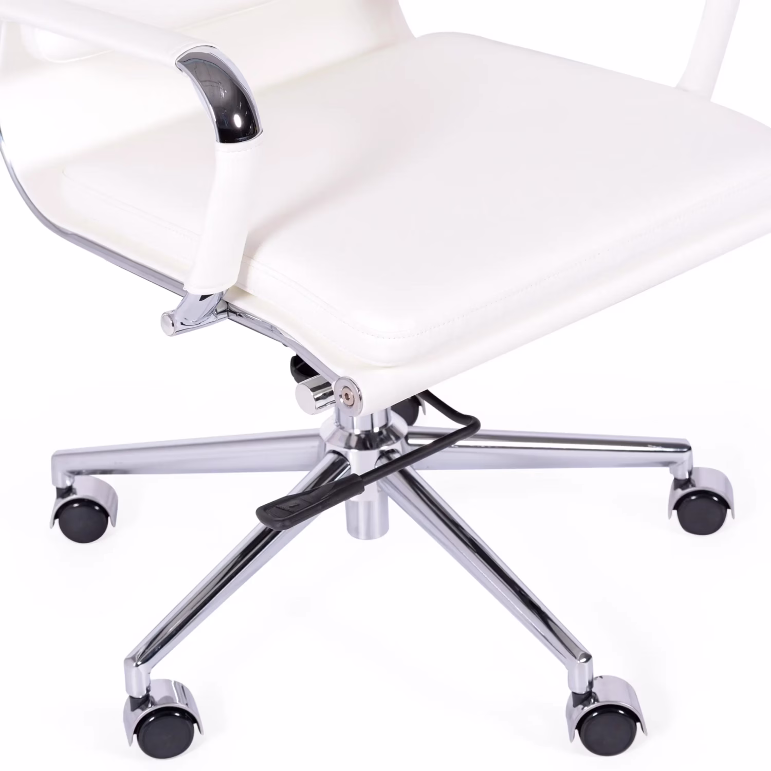 Sedia da ufficio in pelle italiana Task con schienale alto e design elegante