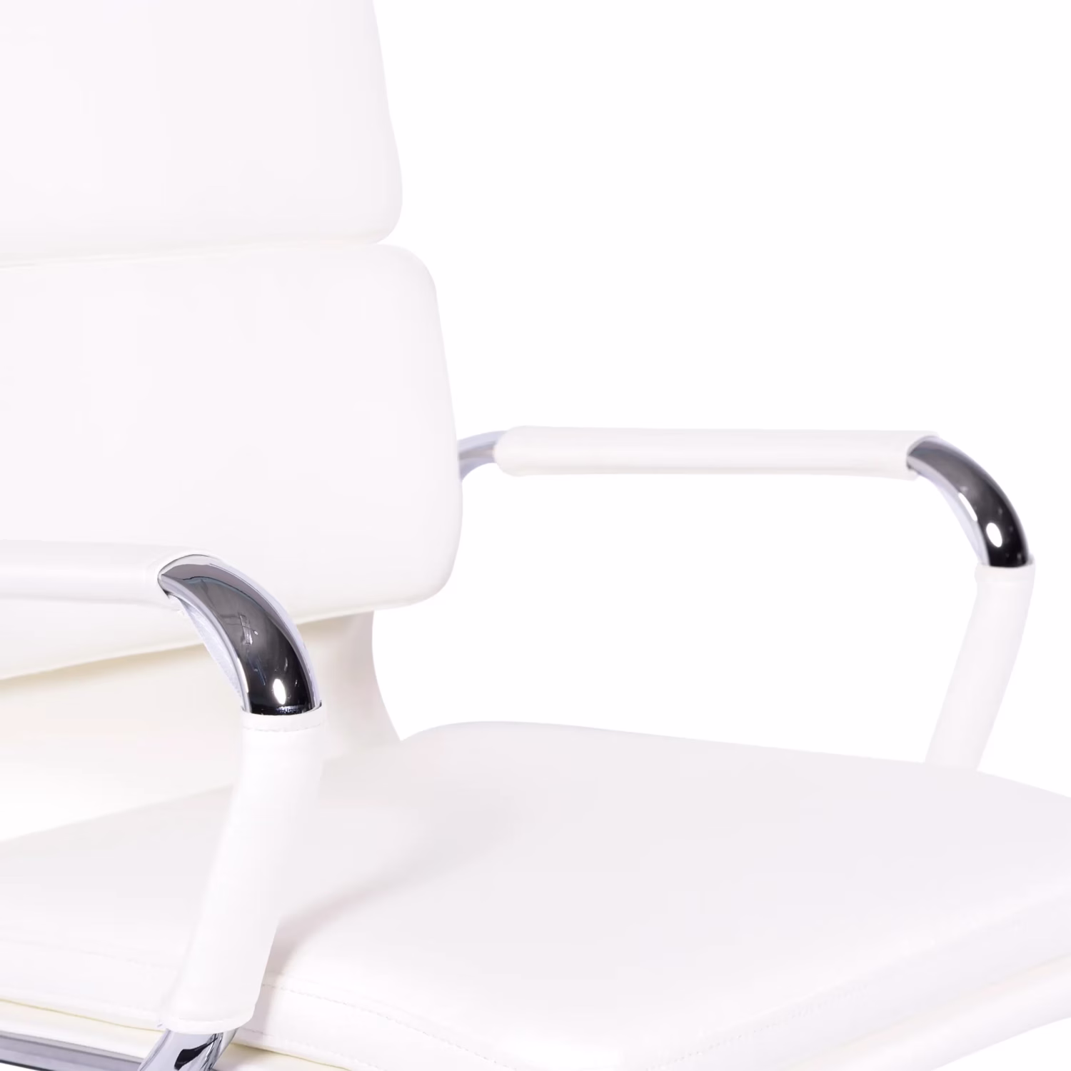 Sedia da ufficio in pelle italiana Task con schienale alto e design elegante