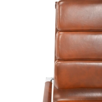 Task Kontorsstol i italienskt läder med hög rygg och elegant design