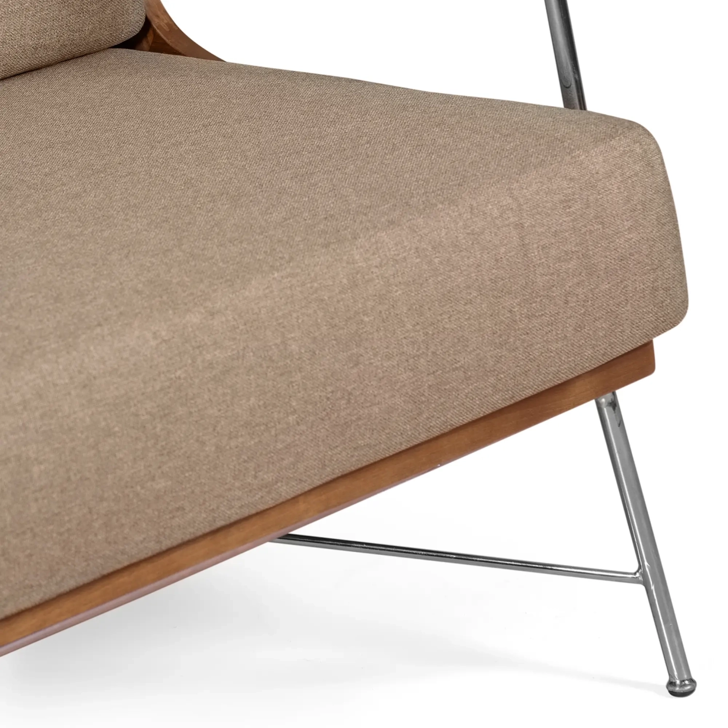 Sofá Industrial Daneu estofado em algodão-Sofás de madeira-Mueble Design