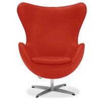 Replika skórzanego fotela jajecznego autorstwa projektanta Arne Jacobsen