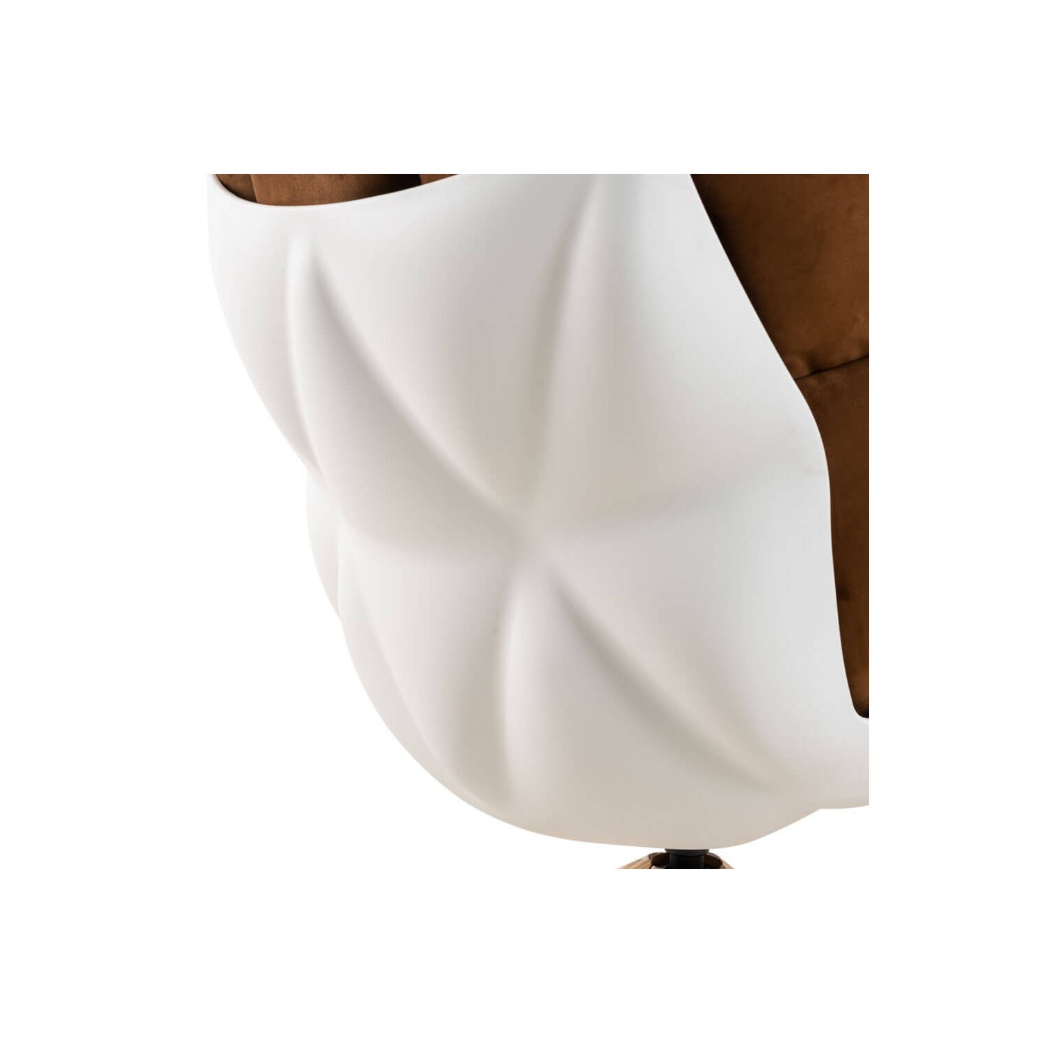 Replica van de Husk design fauteuil van de magnifieke ontwerper Patricia Urquiola
