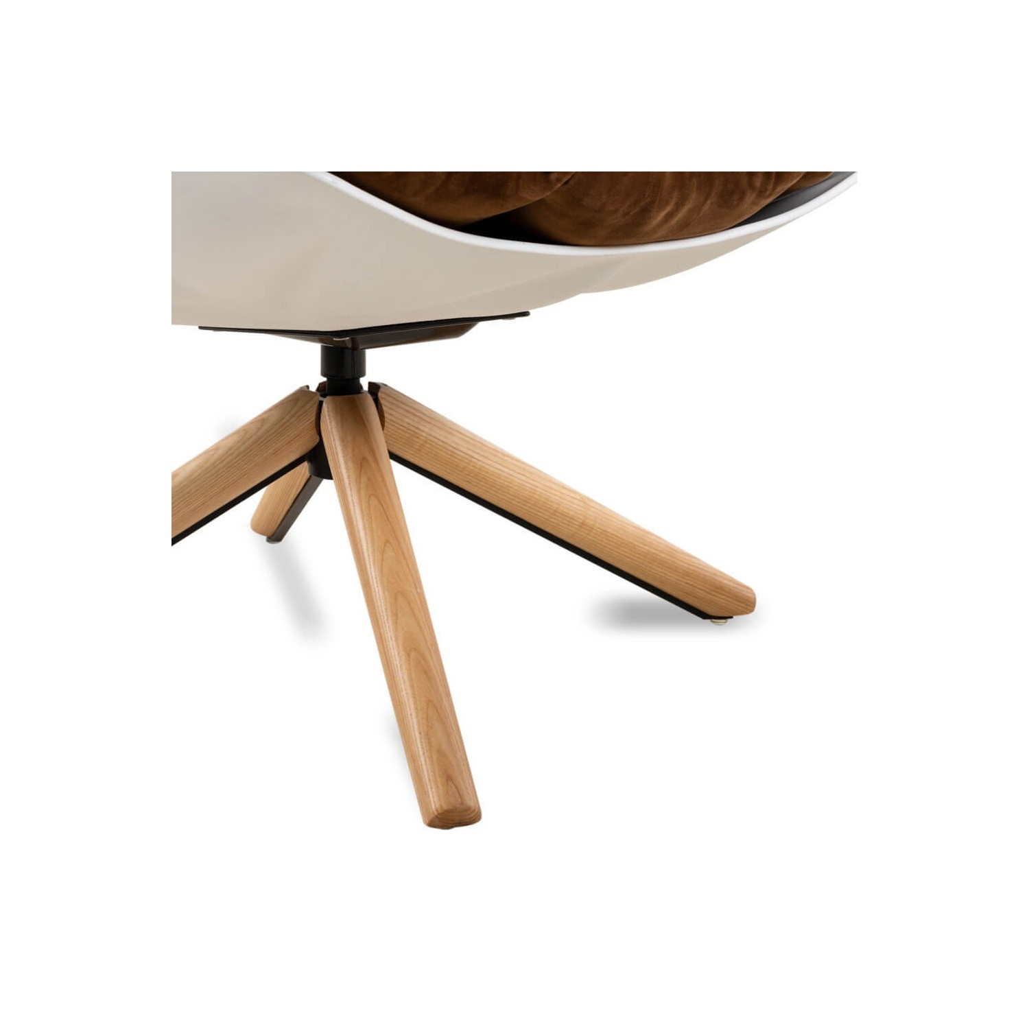 Replica van de Husk design fauteuil van de magnifieke ontwerper Patricia Urquiola
