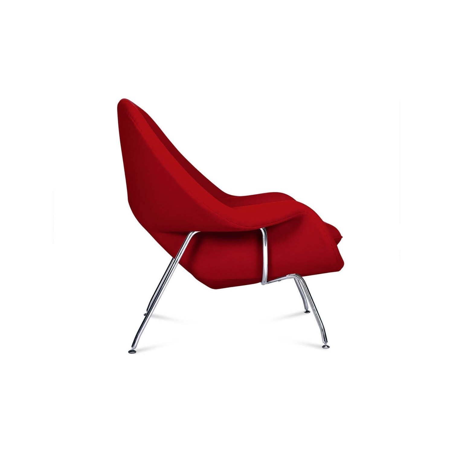 Réplica da cadeira Womb pelo designer Eero Saarinen