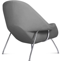 Réplica da cadeira Womb pelo designer Eero Saarinen