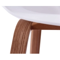 Daxer Nordic Chair in Beech Wood with Nordic style