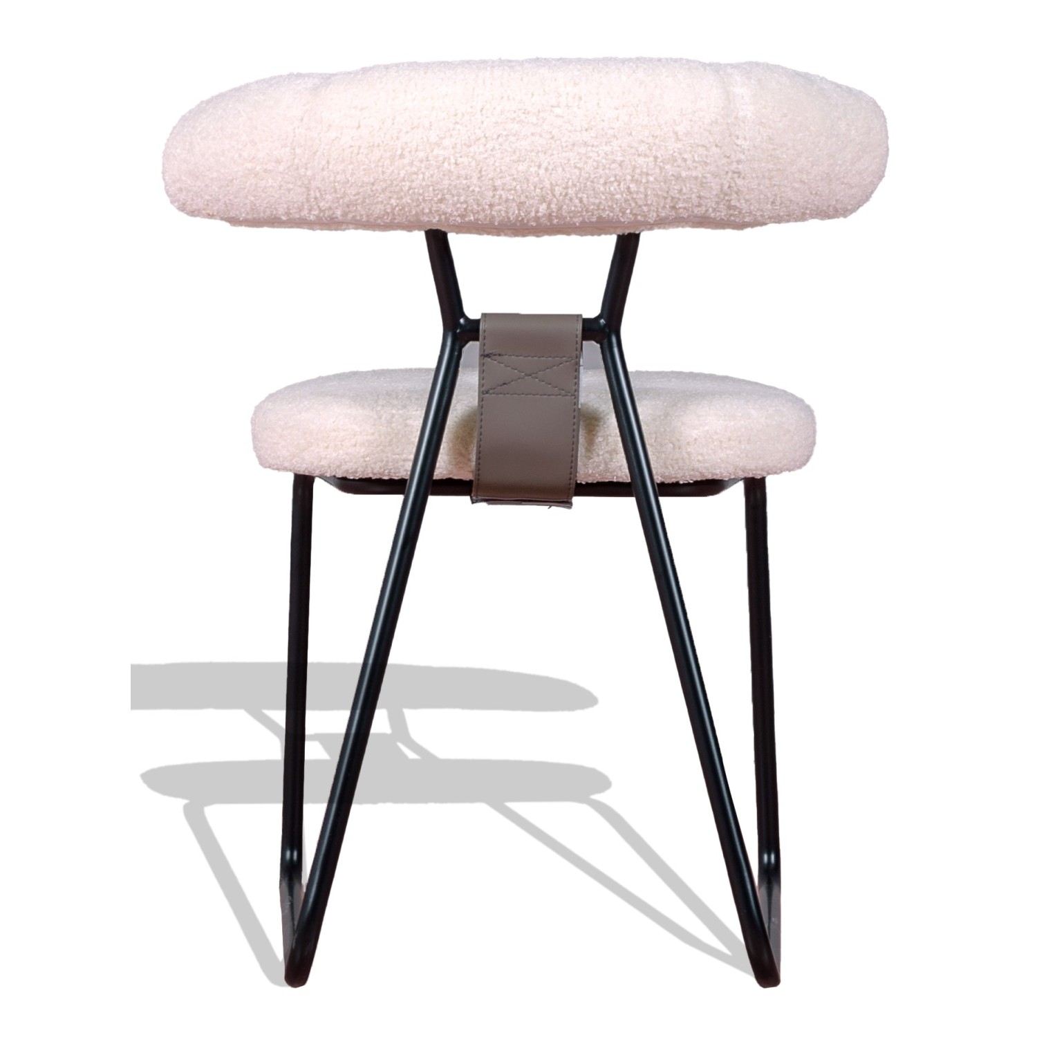 Chaise design Oxford tapissée en bouclé
