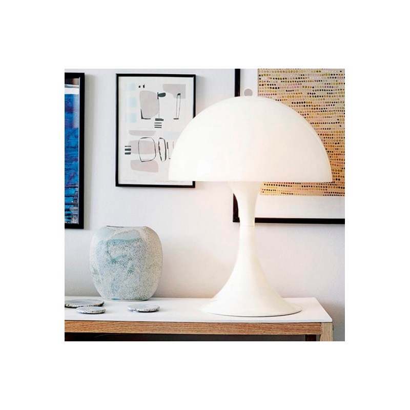 Replica of the Phantella design lamp by Verner Panton