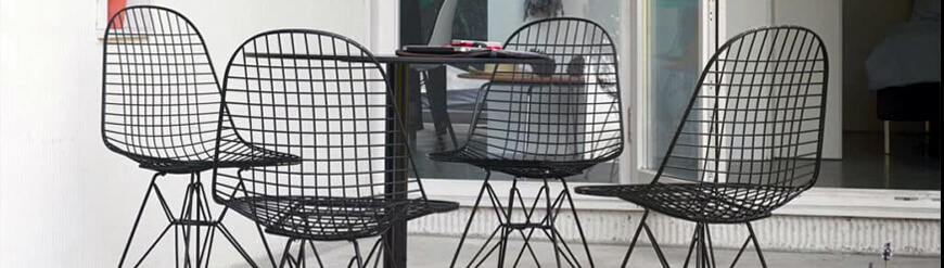 Réplica de sillas Eames metálicas estilo industrial